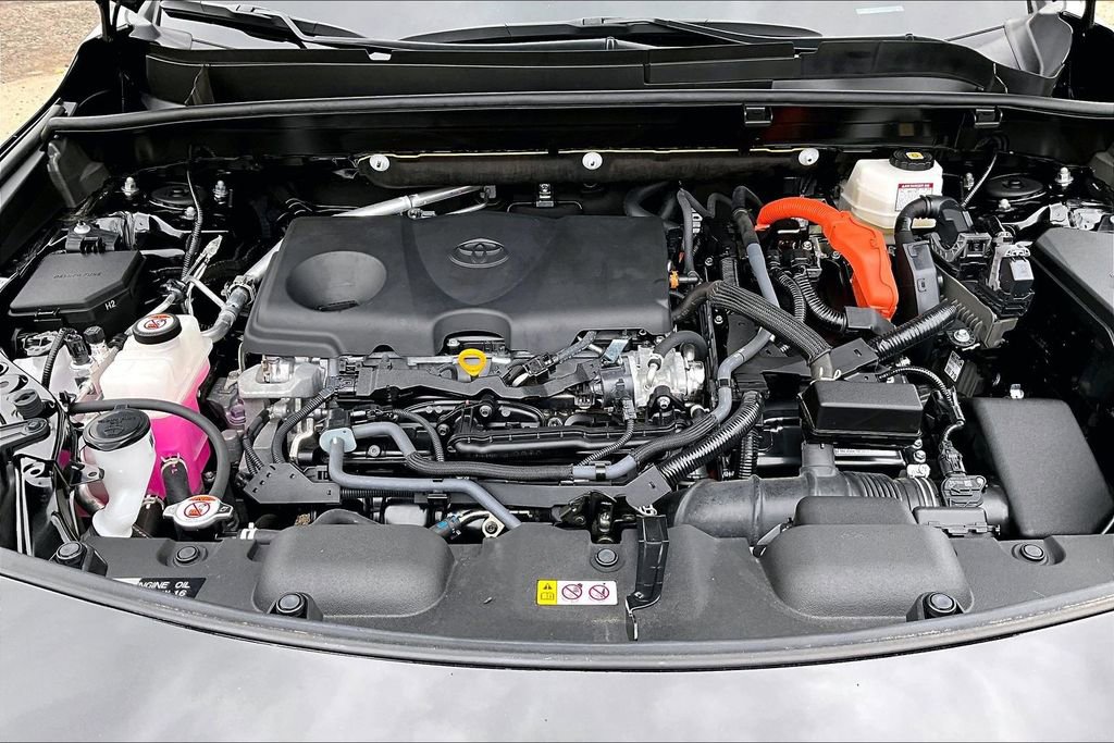 Used 2023 Toyota Venza LE AWD/4WD image 30