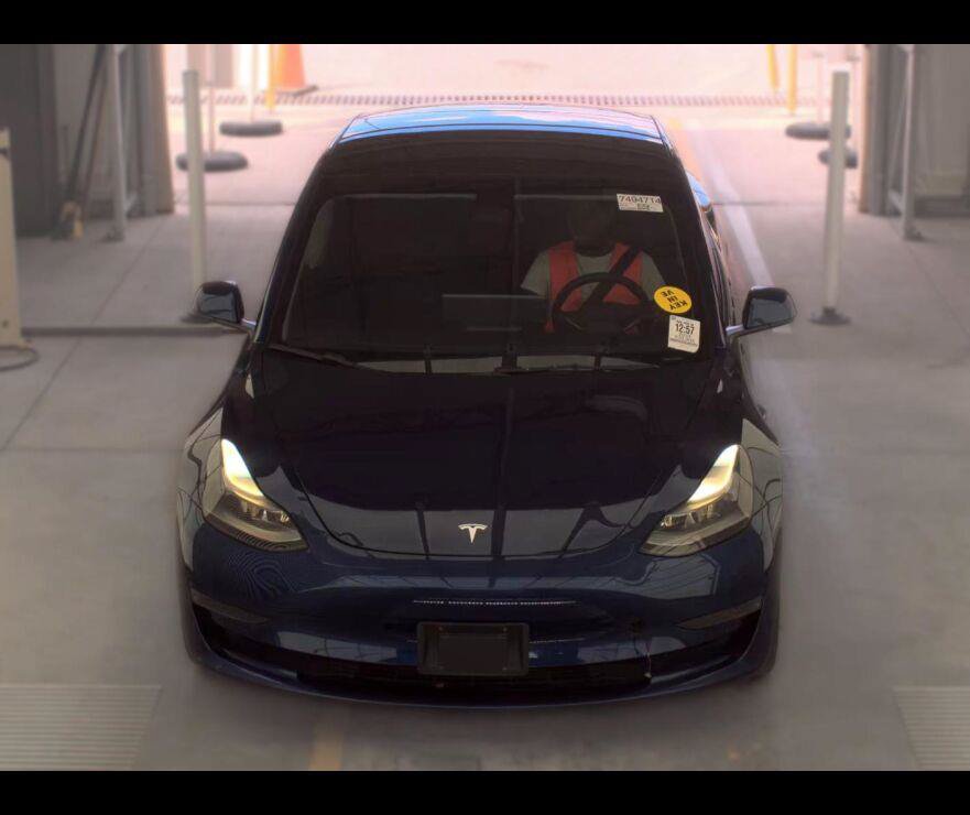 Used 2023 Tesla Model 3 Standard Range RWD image 7