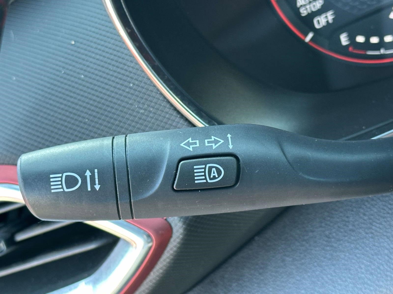 Certified 2023 Chevrolet TrailBlazer RS w/ Convenience Package image 15