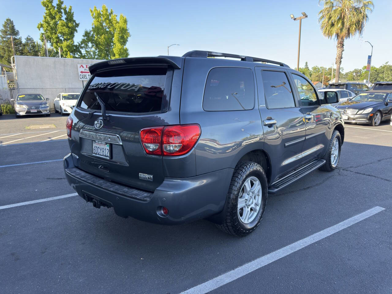 Used 2008 Toyota Sequoia Limited AWD/4WD image 3