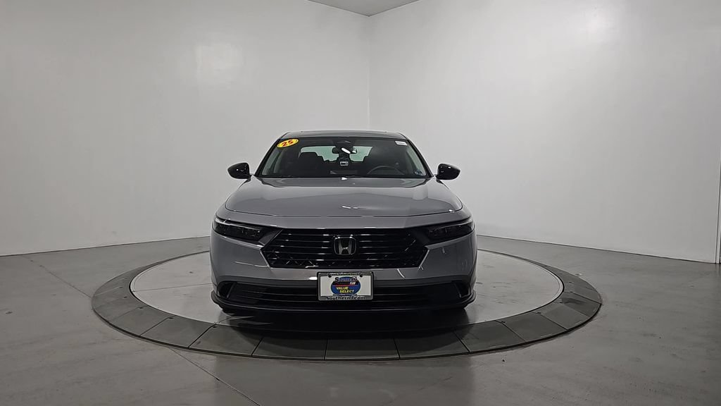 Used 2025 Honda Accord SE image 8