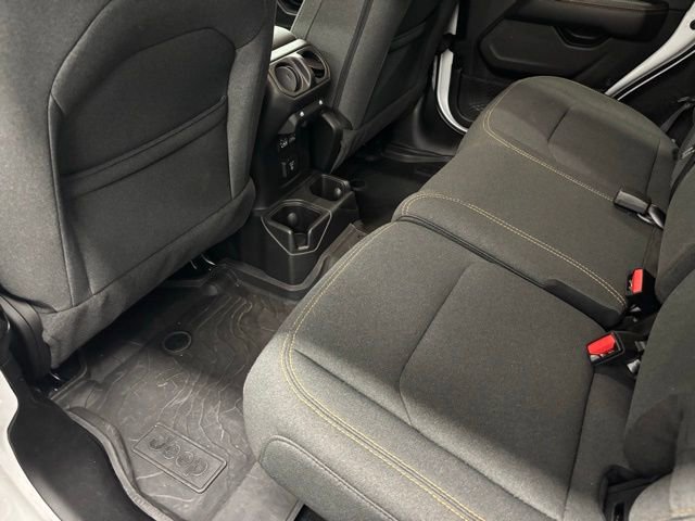 Used 2024 Jeep Wrangler Sahara w/ Safety Group image 10