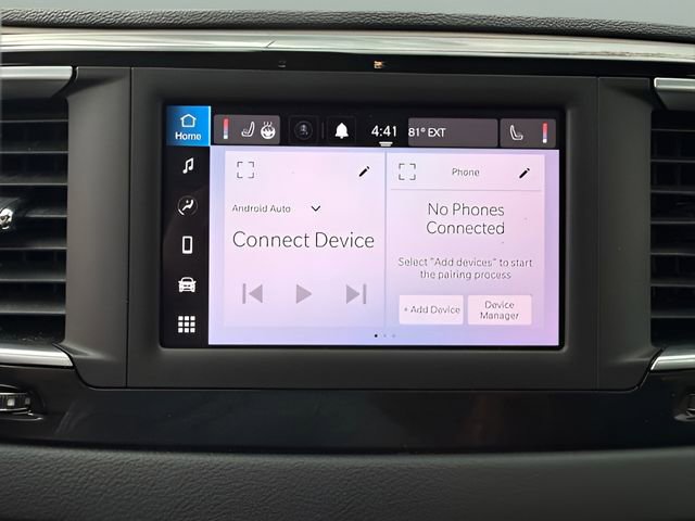 Used 2022 Chrysler Voyager LX FWD image 29