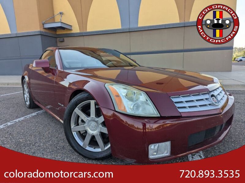 Used 2006 Cadillac XLR image 1