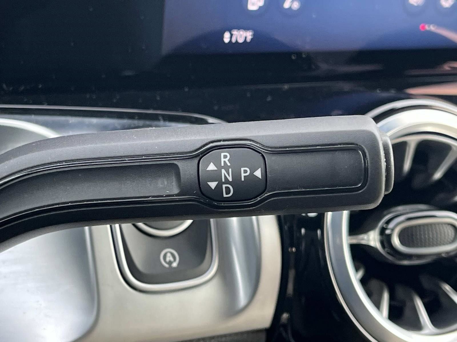 Certified 2025 Mercedes-Benz GLB 250 image 34