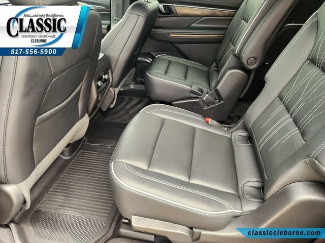 Used 2025 Buick Enclave Avenir w/ Super Cruise Package AWD/4WD image 29