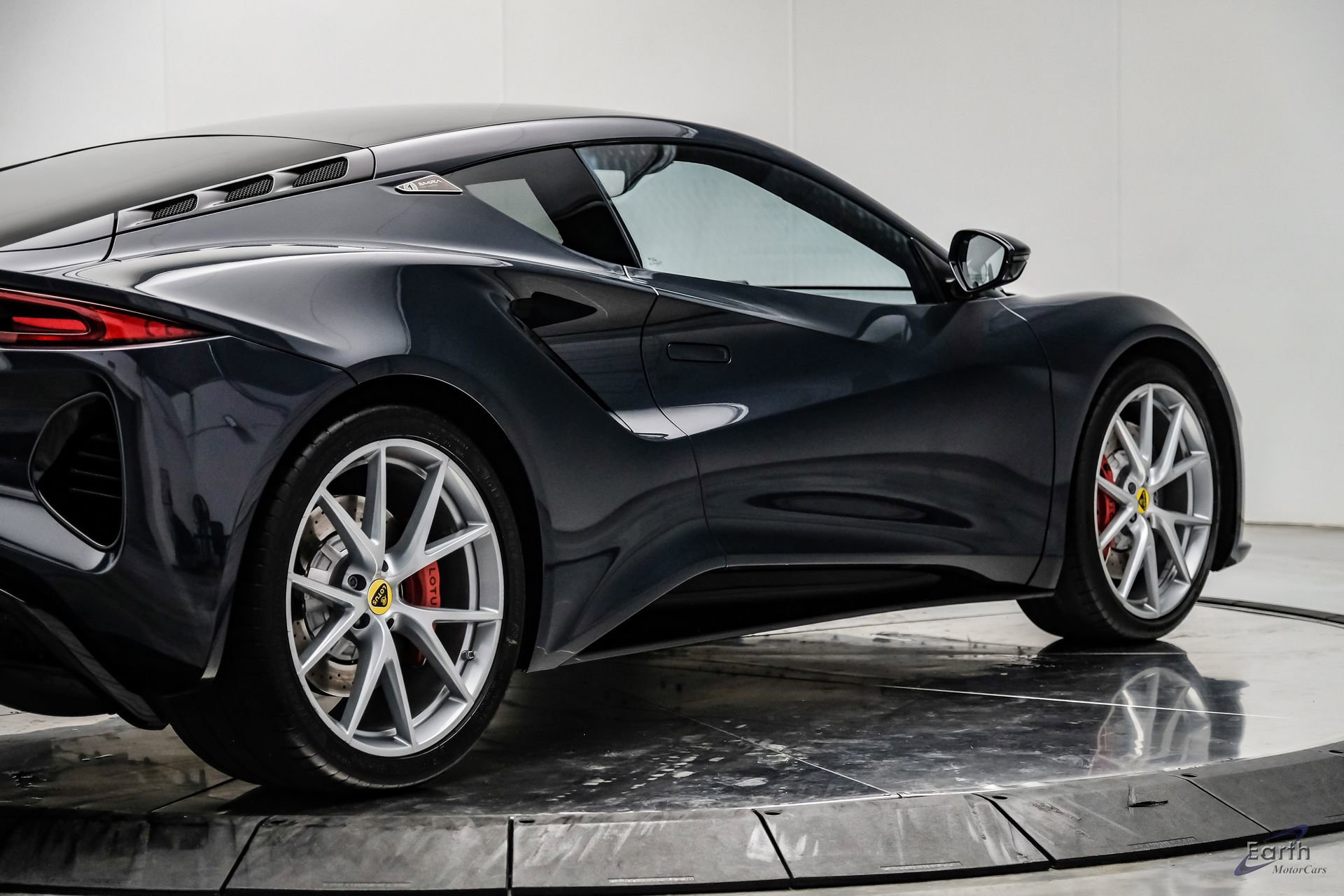 Used 2024 Lotus Emira First Edition image 23