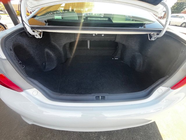 Used 2012 Toyota Camry XLE image 12