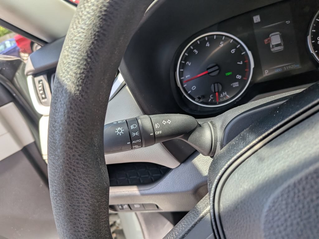 Used 2020 Toyota RAV4 XLE w/ All Weather Liner Package AWD/4WD image 28
