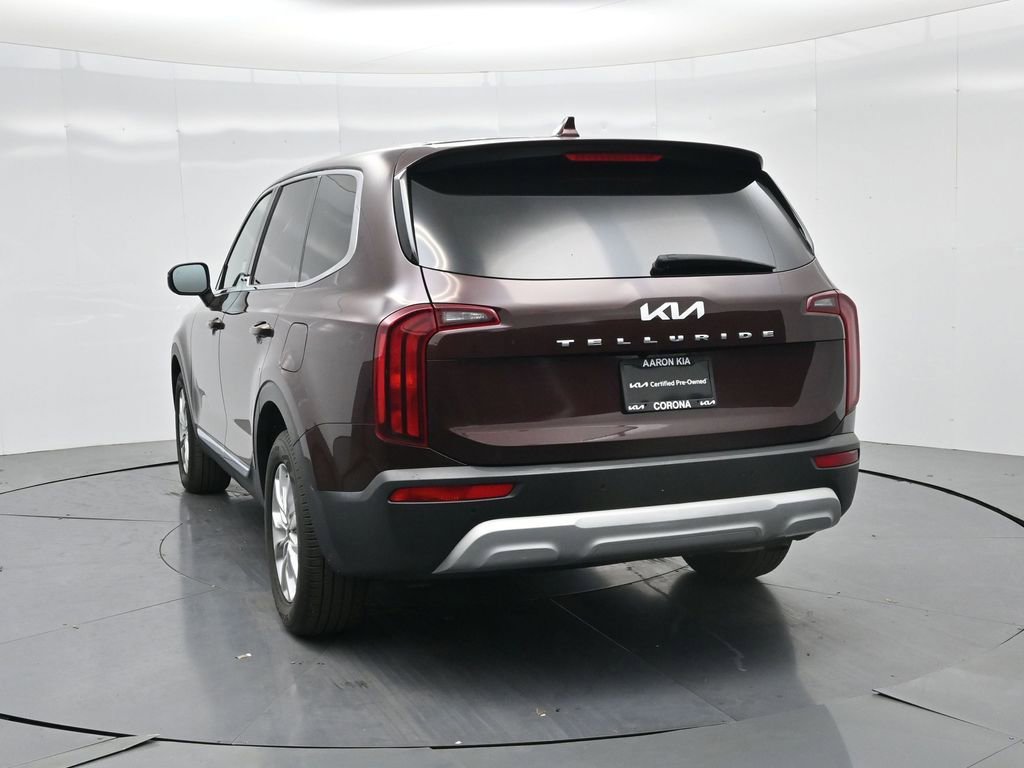 Certified 2022 Kia Telluride LX image 5