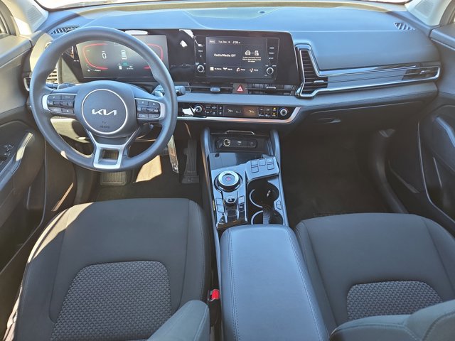 Used 2023 Kia Sportage LX image 17
