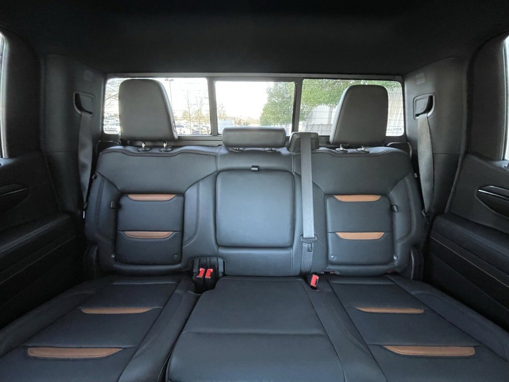 Used 2024 GMC Sierra 1500 AT4 w/ Technology Package image 25