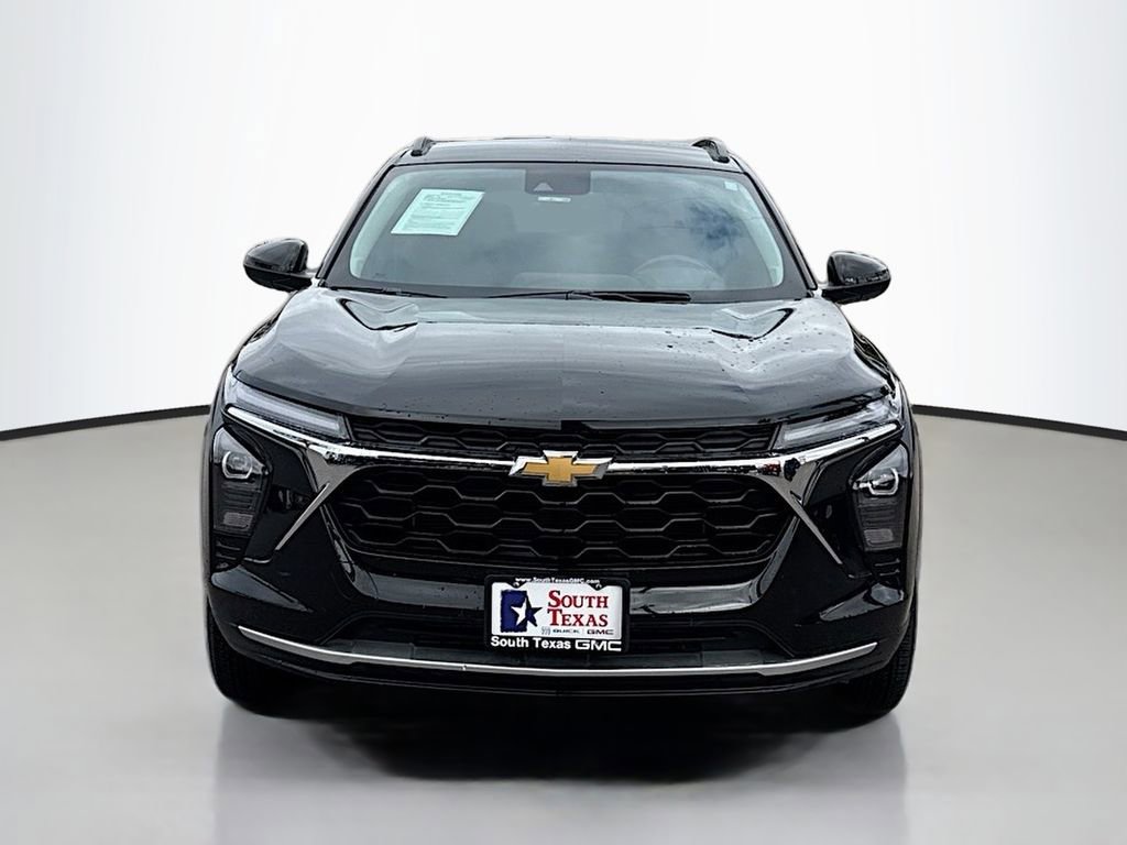 Certified 2024 Chevrolet Trax LT w/ LT Convenience Package image 2
