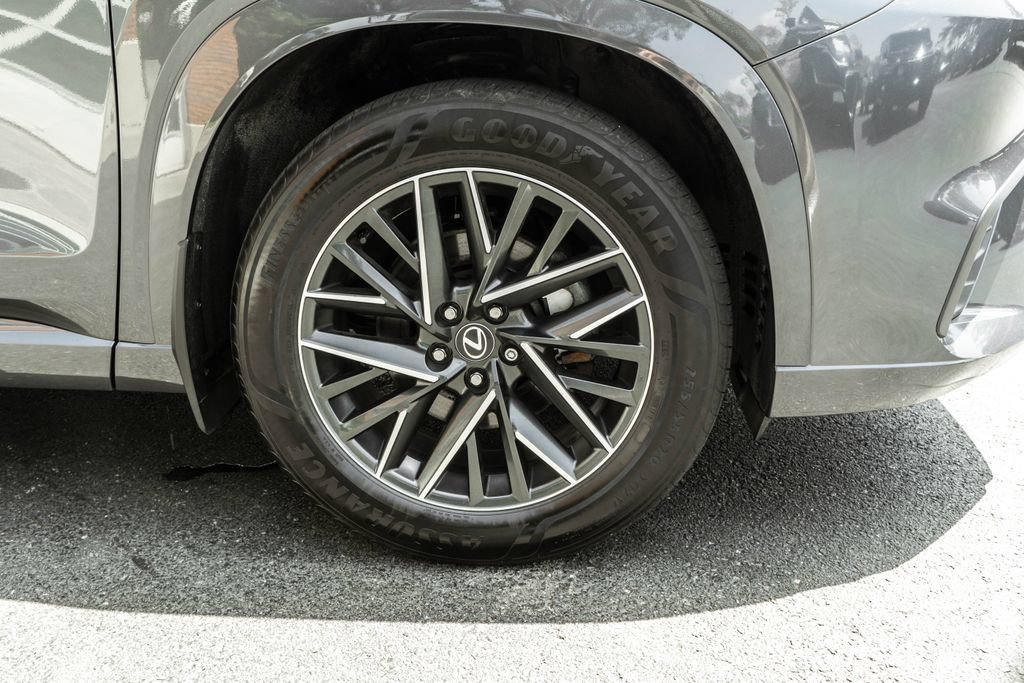 Used 2024 Lexus TX 350 AWD image 4