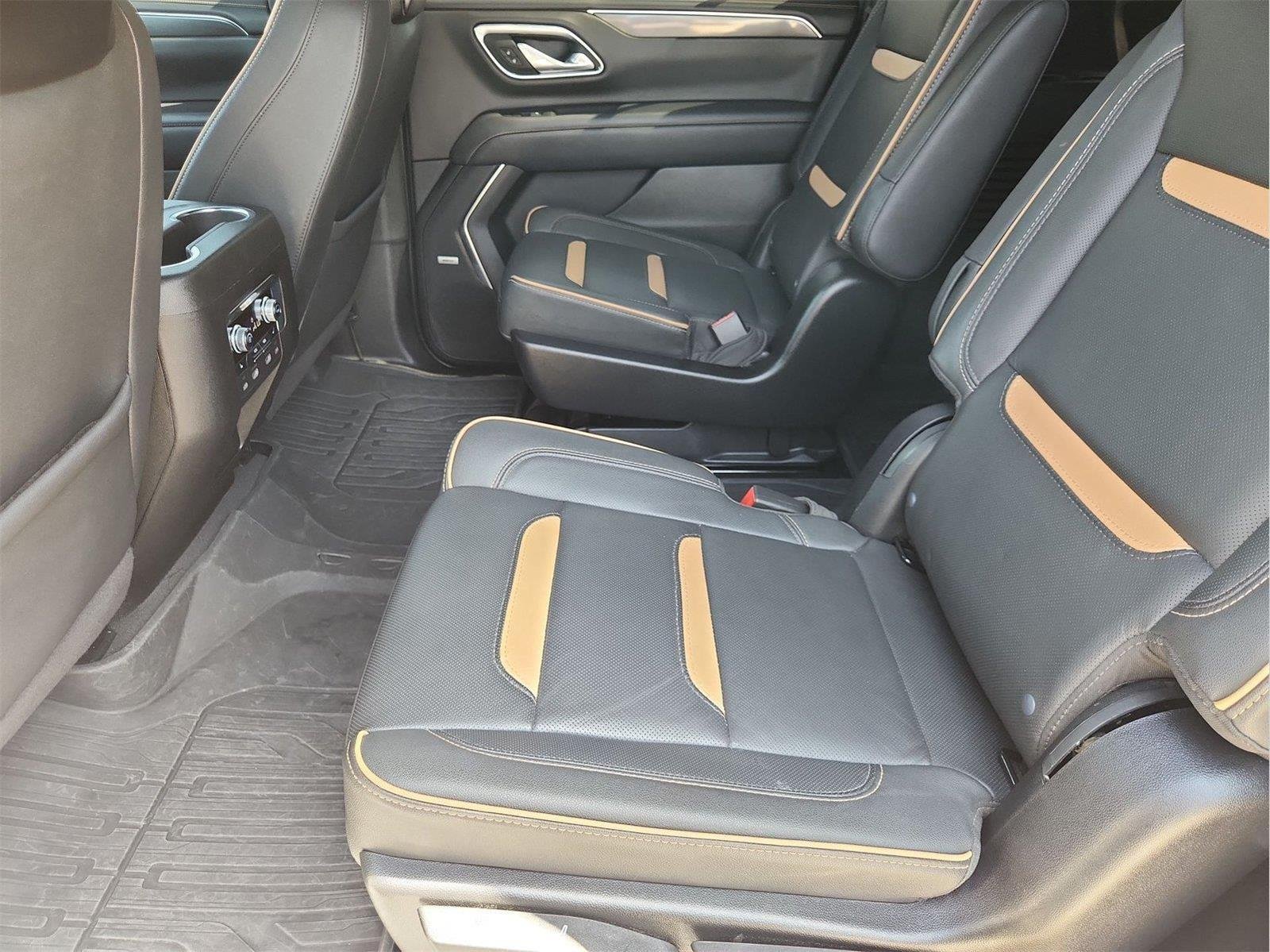 Certified 2024 GMC Yukon XL AT4 w/ Technology Package AWD/4WD image 25