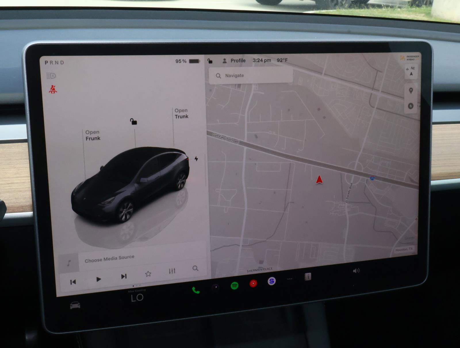 Used 2023 Tesla Model Y Long Range AWD/4WD image 21