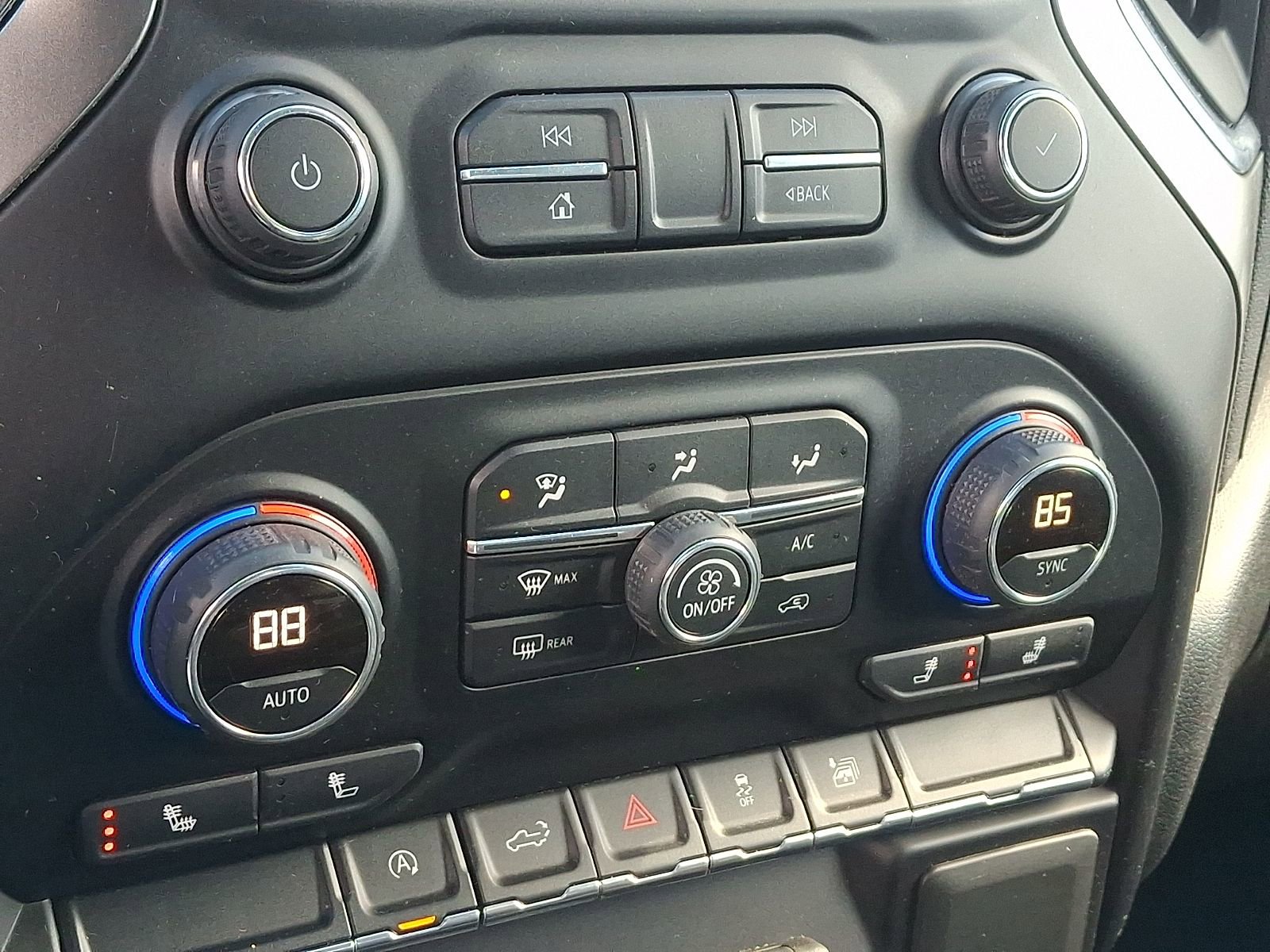 Used 2021 Chevrolet Silverado 1500 RST w/ Bed Protection Package image 16