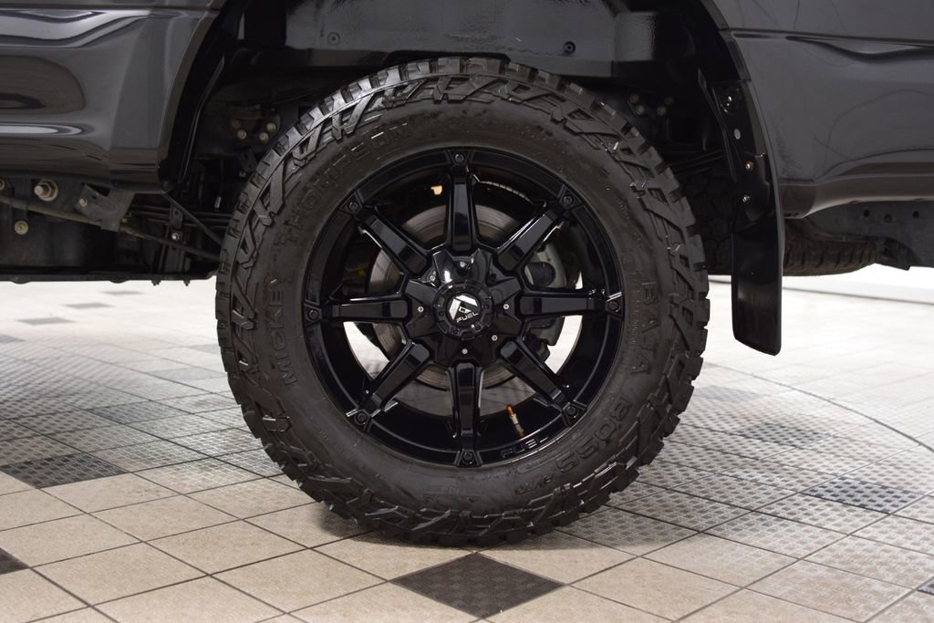 Used 2022 Ford F350 Lariat w/ Black Appearance Package image 25