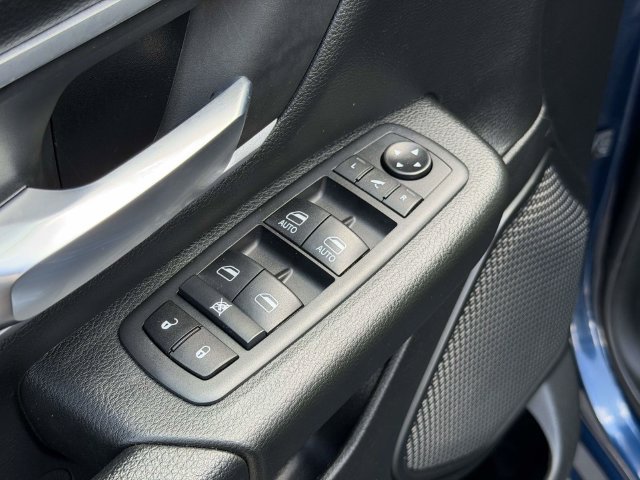 Used 2021 RAM 1500 Big Horn AWD/4WD image 18
