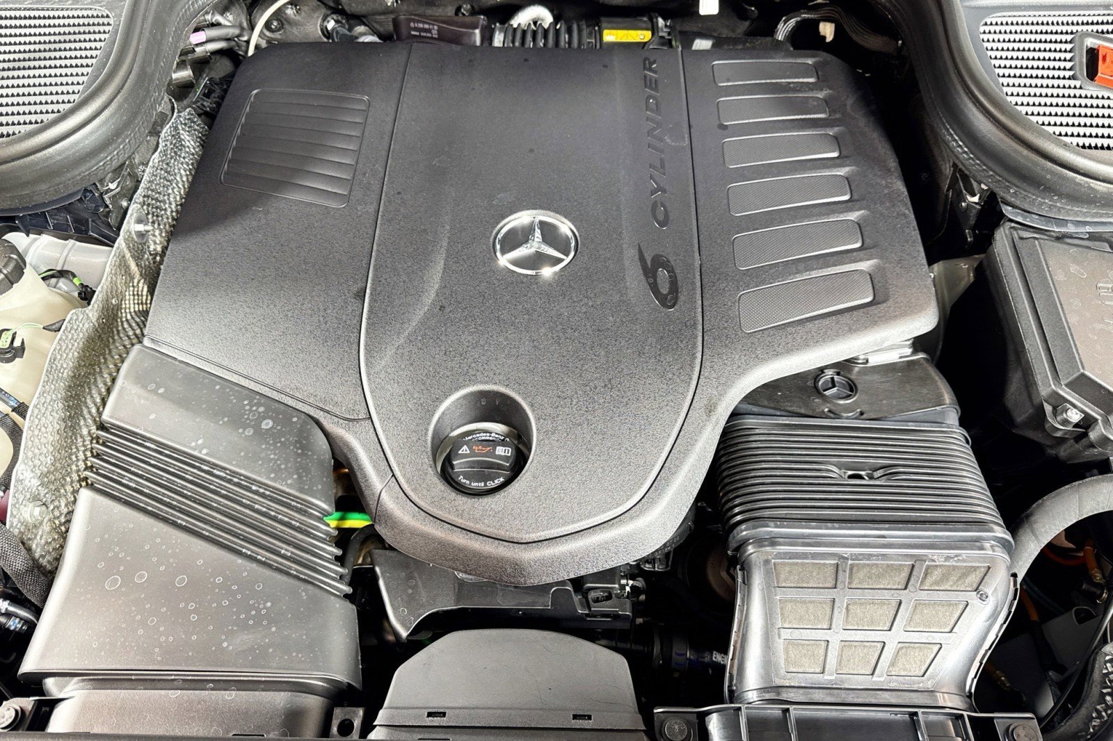 New 2026 Mercedes-Benz GLS 450 4MATIC image 29