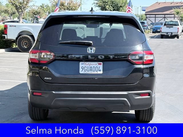 Used 2023 Honda Pilot LX image 6