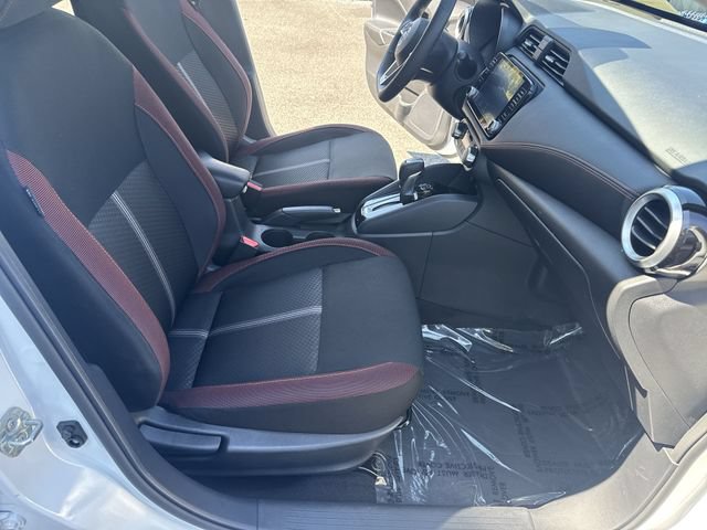 Certified 2025 Nissan Versa SR w/ Trunk Package FWD image 10