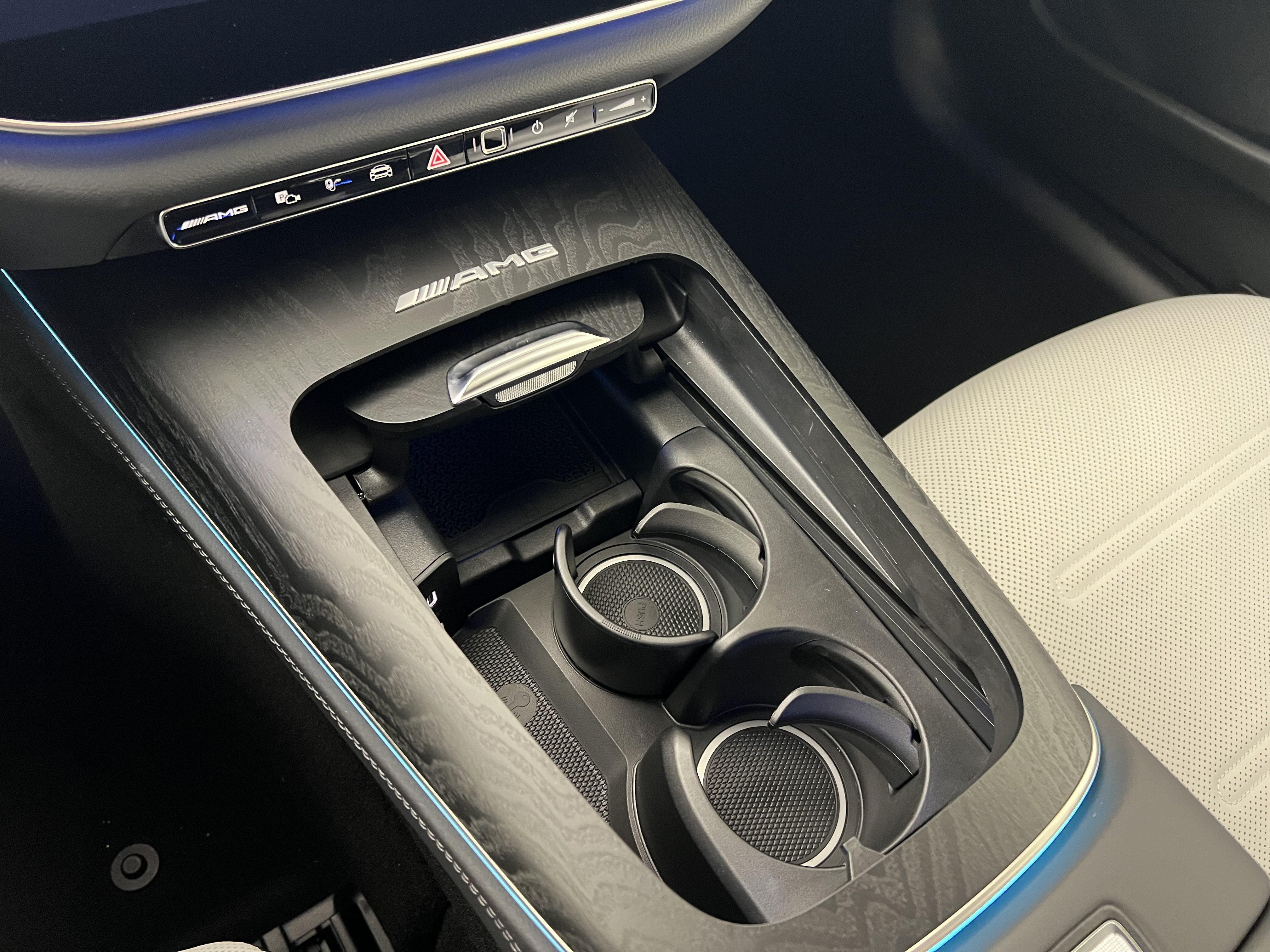 New 2026 Mercedes-Benz E 53 AMG e 4MATIC Sedan image 35