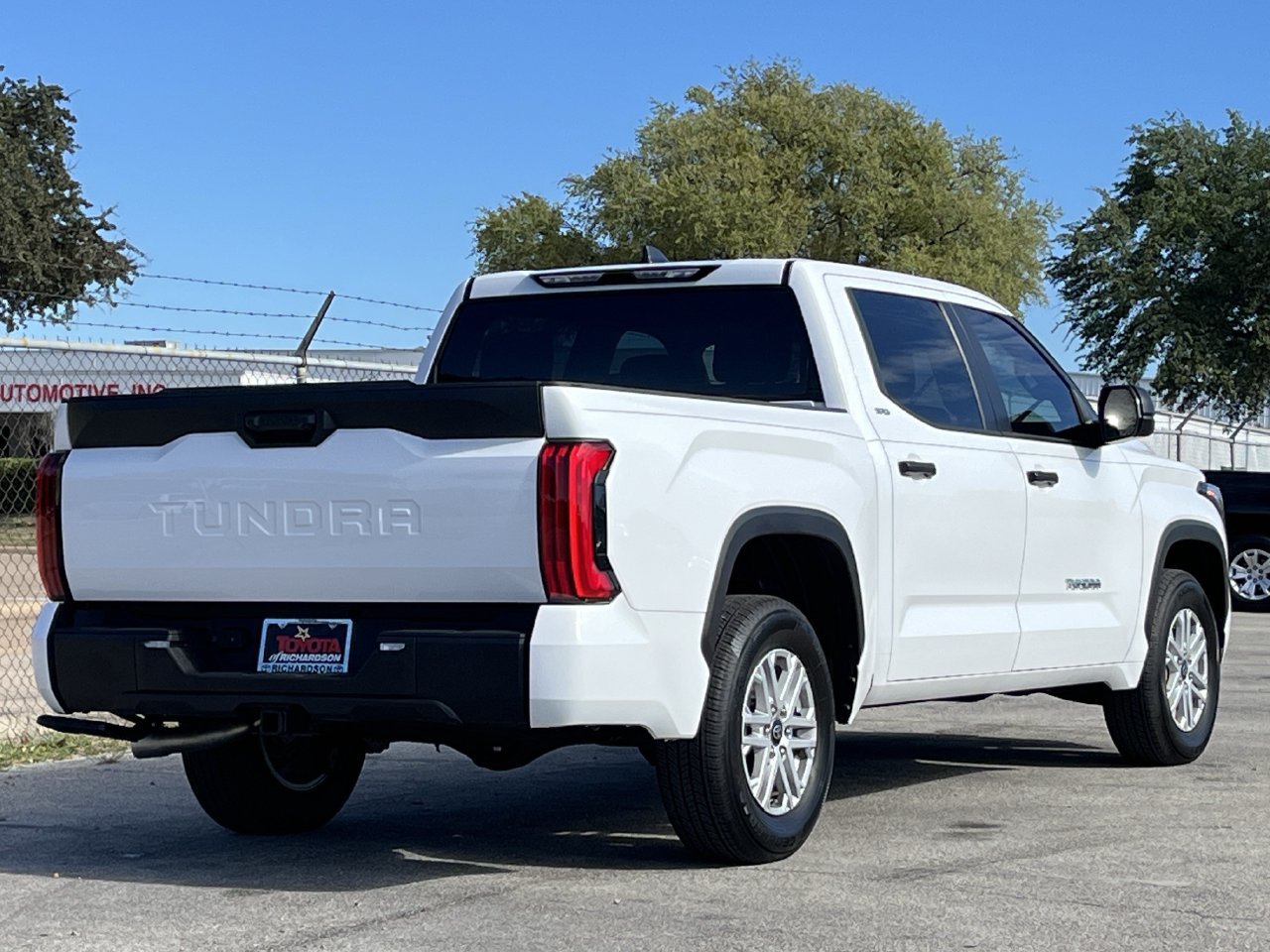 Used 2025 Toyota Tundra SR5 RWD image 4