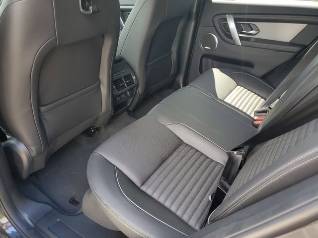 New 2026 Land Rover Discovery Sport Landmark AWD/4WD image 9