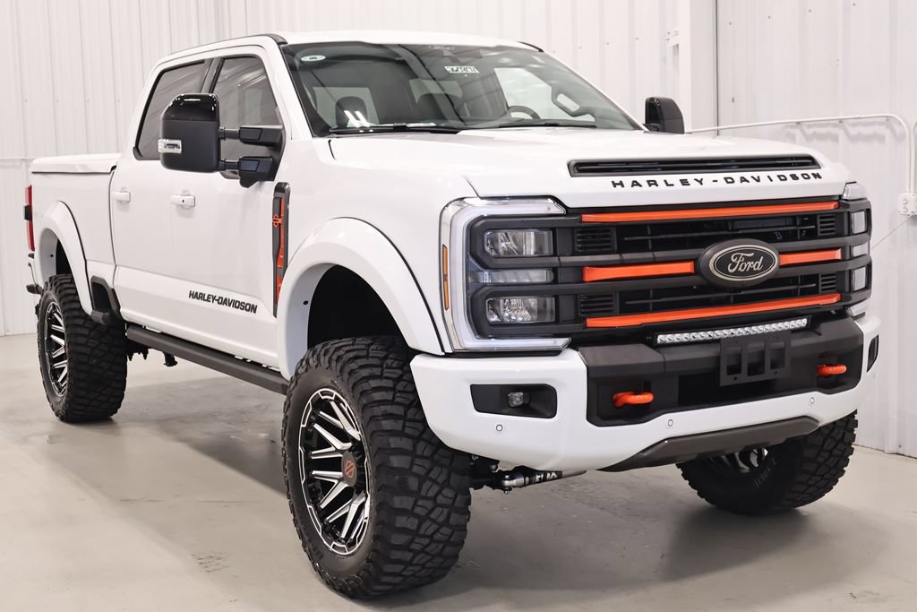 New 2026 Ford F250 Lariat w/ Black Appearance Package AWD/4WD image 3
