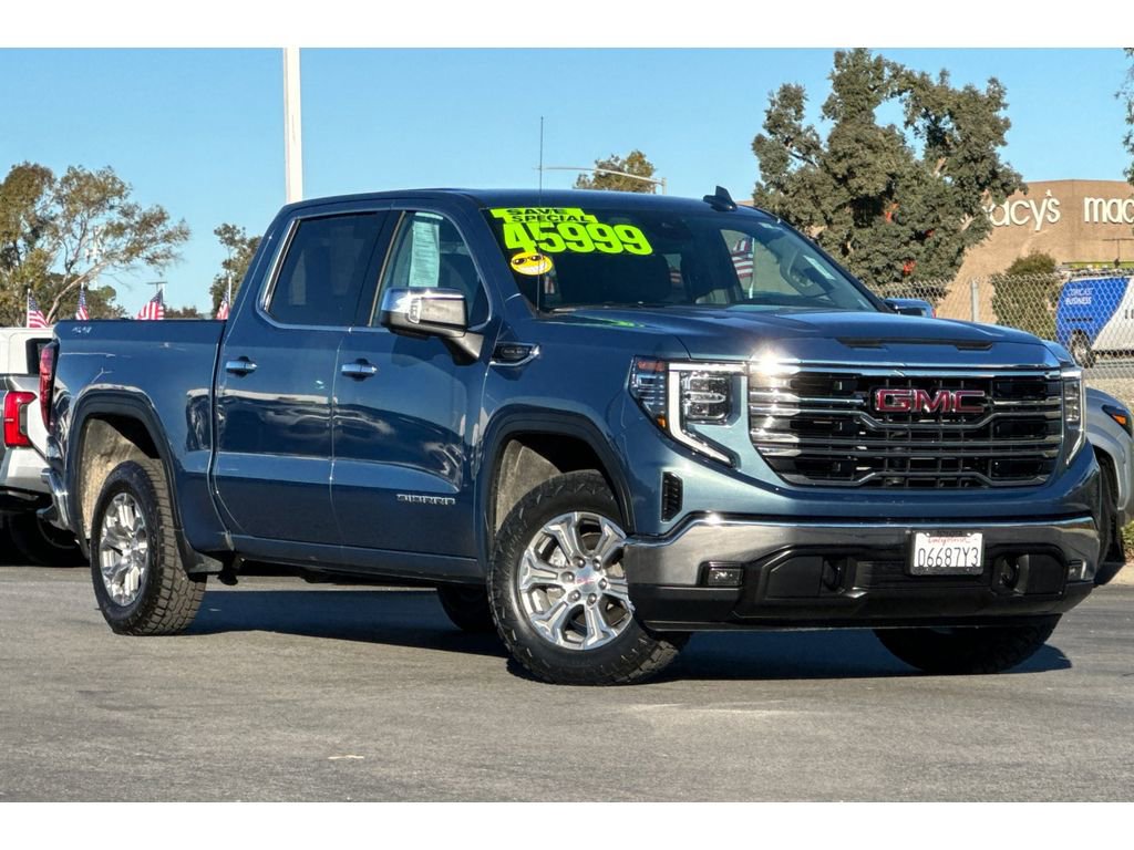 Used 2024 GMC Sierra 1500 SLT image 2