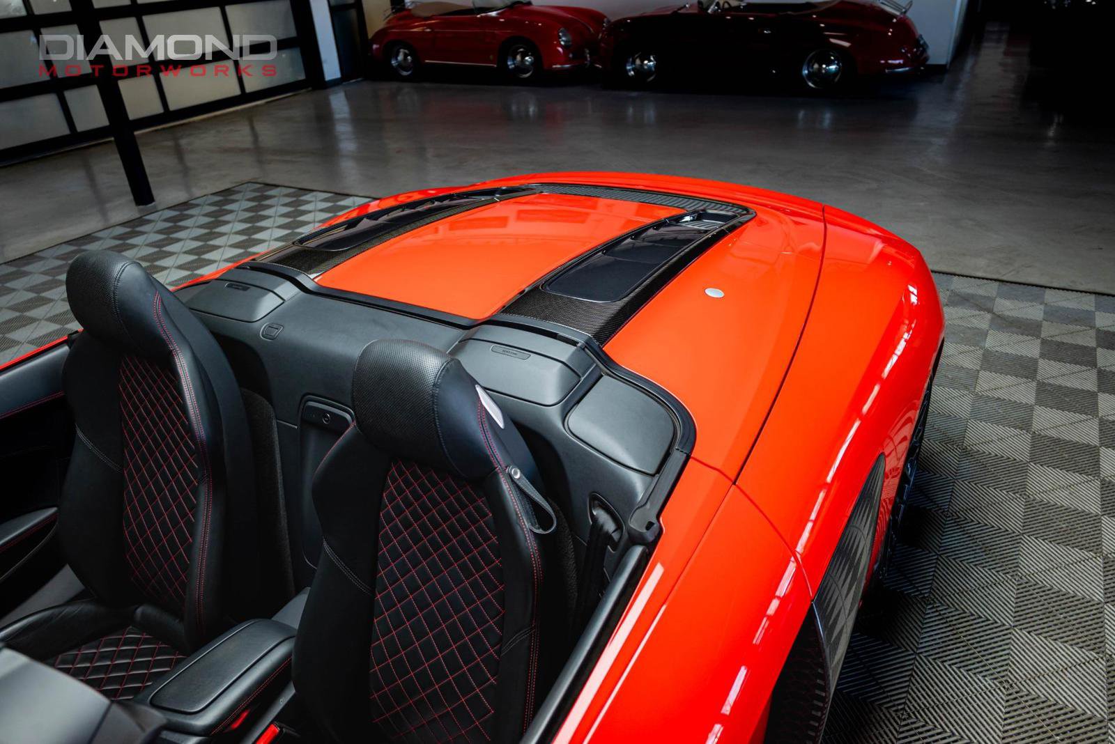 Used 2018 Audi R8 V10 w/ Carbon Exterior Package image 45