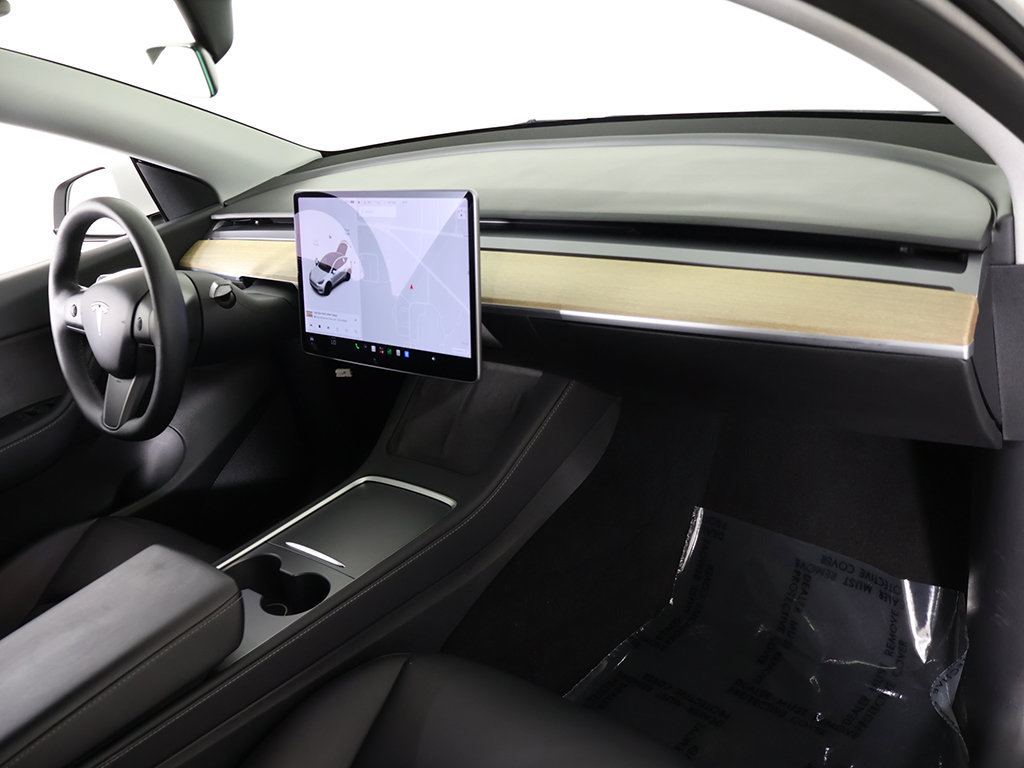 Used 2022 Tesla Model Y Performance AWD/4WD image 29