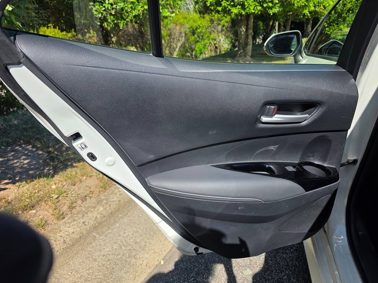 Used 2019 Toyota Corolla SE w/ SE Option Package FWD image 26