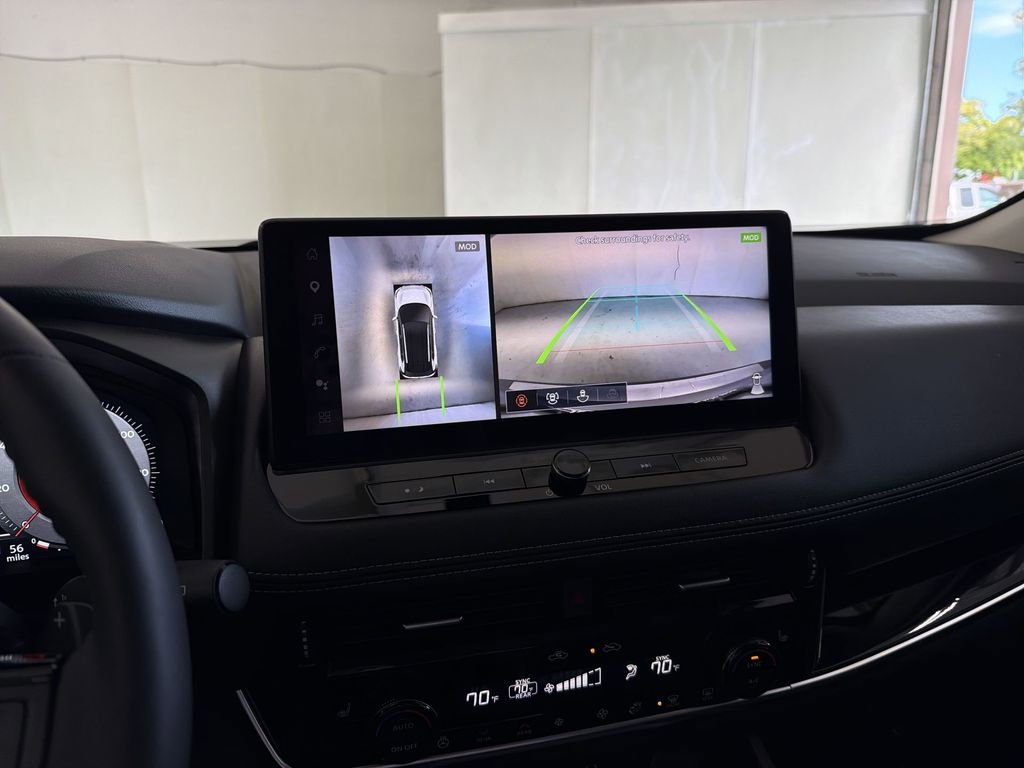Certified 2025 Nissan Rogue SL w/ Tech Package AWD/4WD image 28