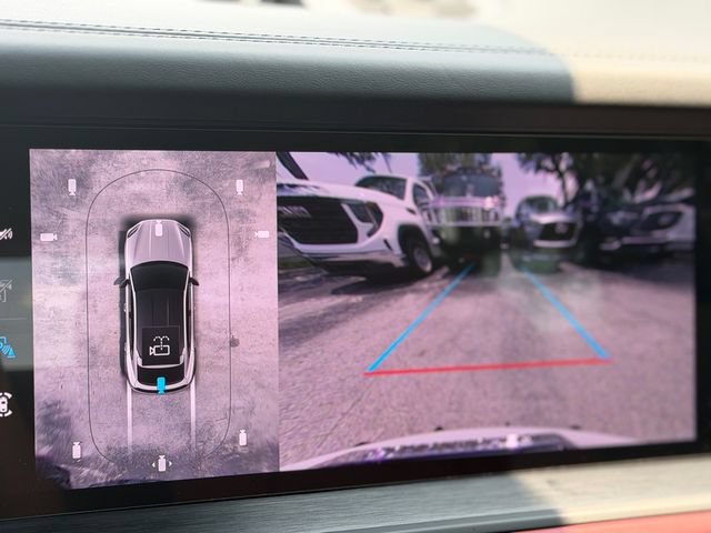 Used 2026 Porsche Cayenne GTS AWD/4WD image 33
