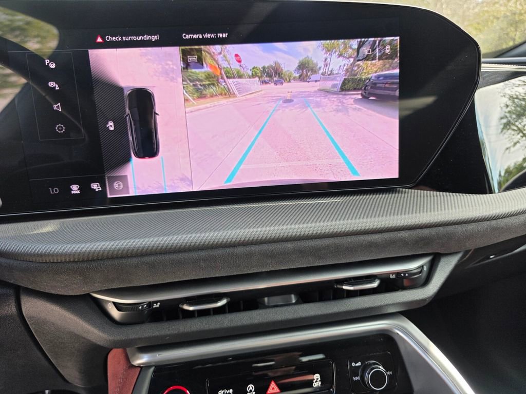 Used 2025 Audi SQ5 Premium Plus image 23