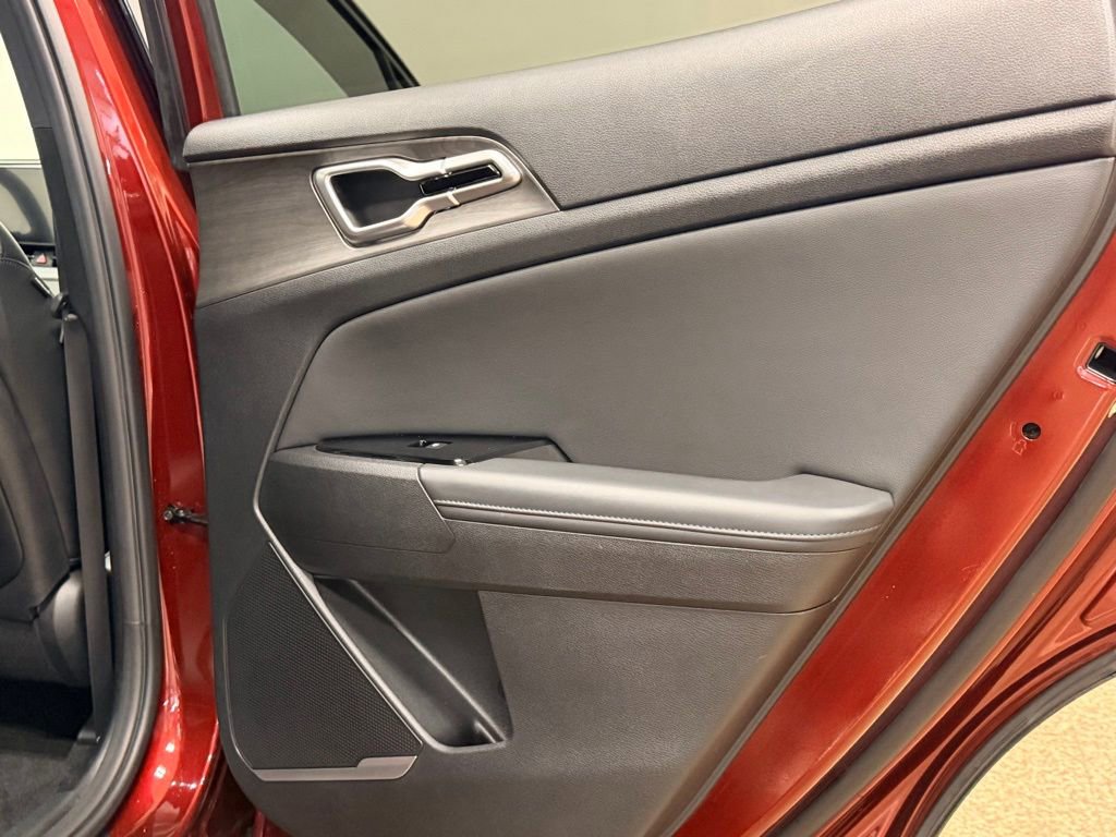 Used 2024 Kia Sportage X-Line w/ X-Line Premium Package image 19