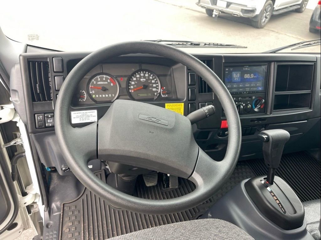 Used 2024 Chevrolet Low Cab Forward RWD image 11