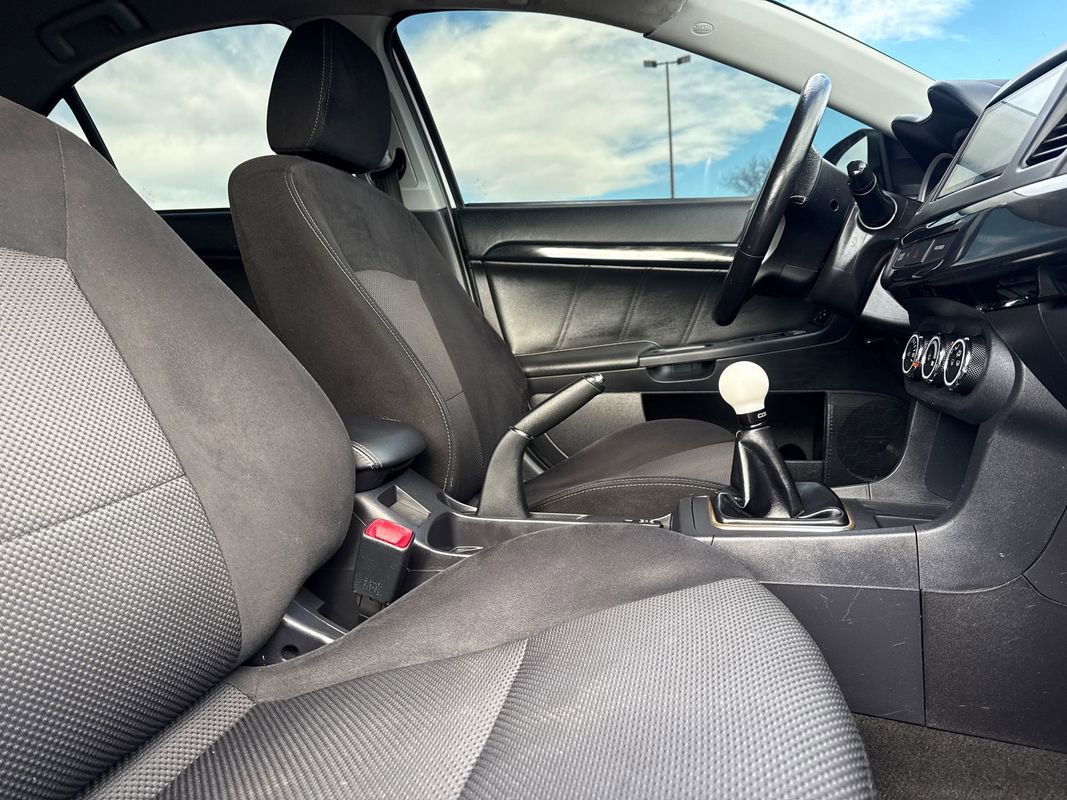 Used 2015 Mitsubishi Lancer Evolution GSR image 12