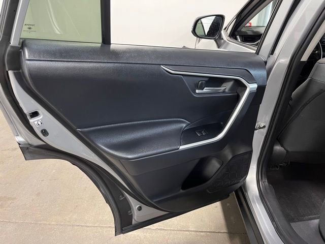 Used 2019 Toyota RAV4 XLE w/ Convenience Package AWD/4WD image 19