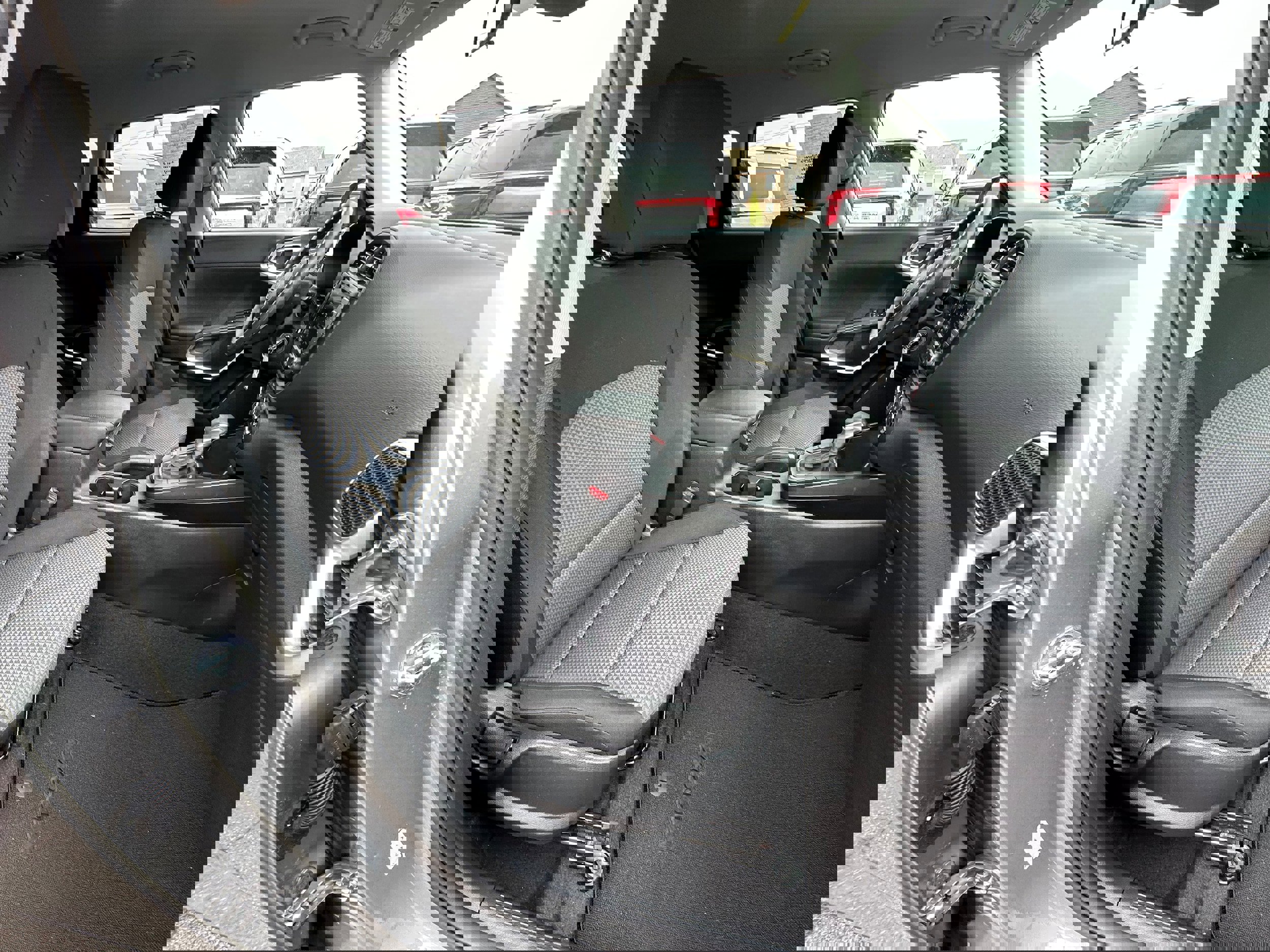 Used 2023 Kia Soul LX w/ LX Technology Package image 18