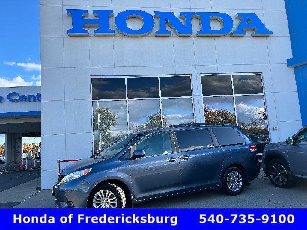 Used 2014 Toyota Sienna XLE