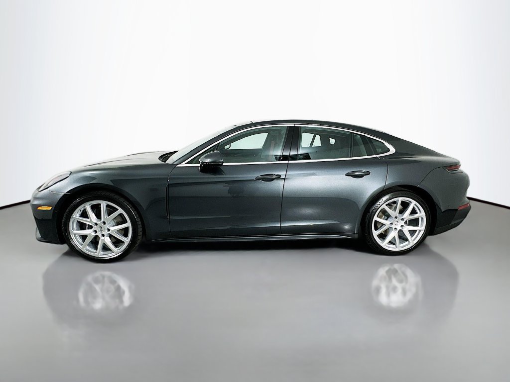 New 2026 Porsche Panamera RWD image 2