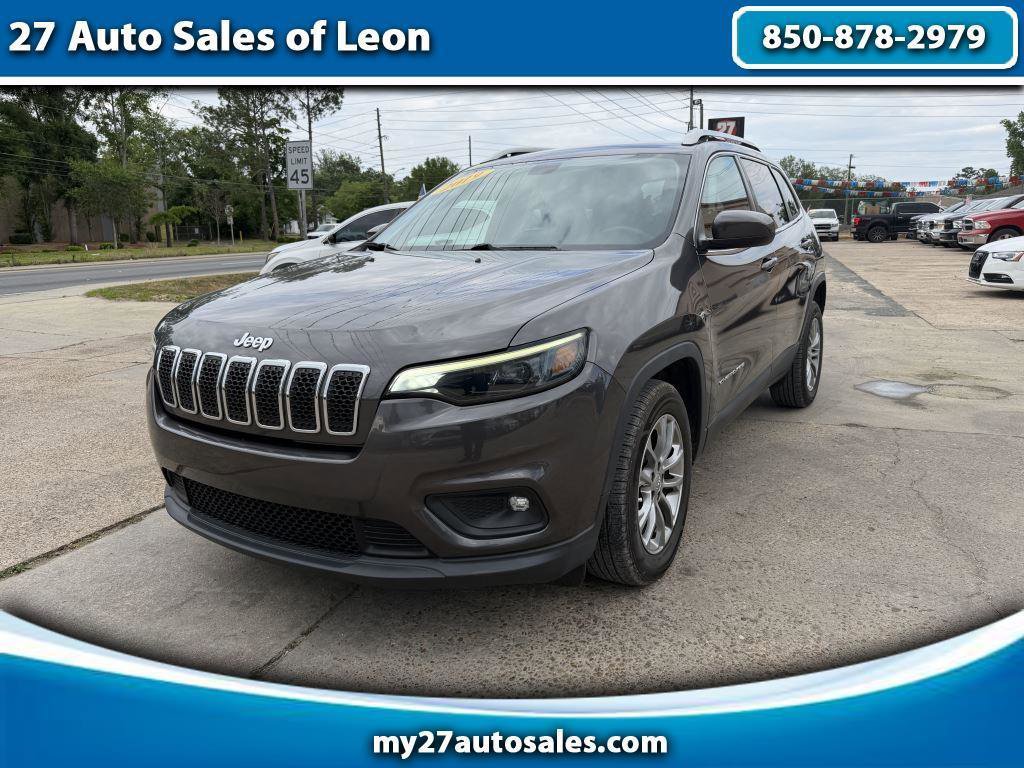 Used 2019 Jeep Cherokee Latitude Plus w/ Comfort/Convenience Group FWD image 1