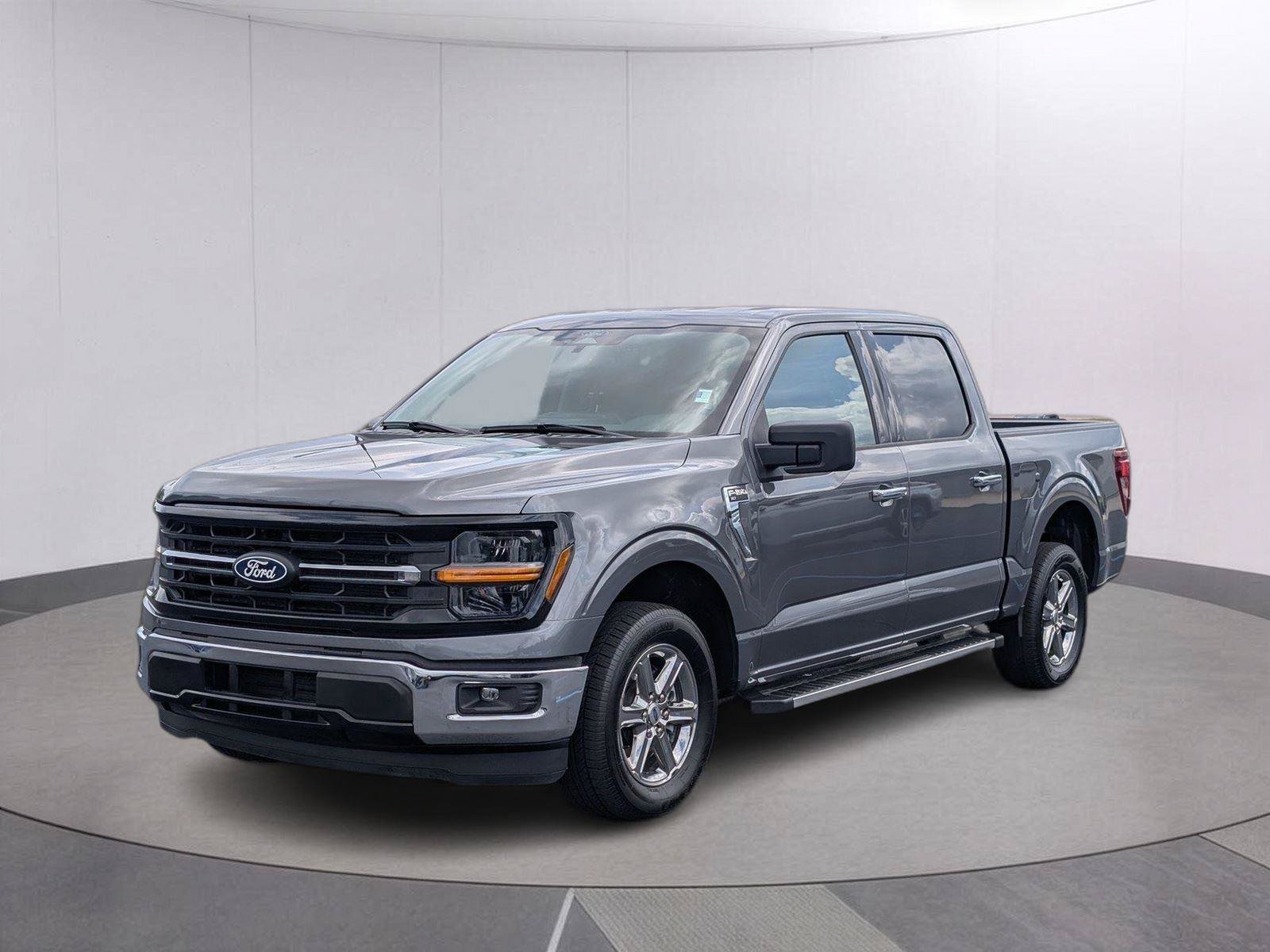 Used 2025 Ford F150 XLT w/ Equipment Group 301A Standard