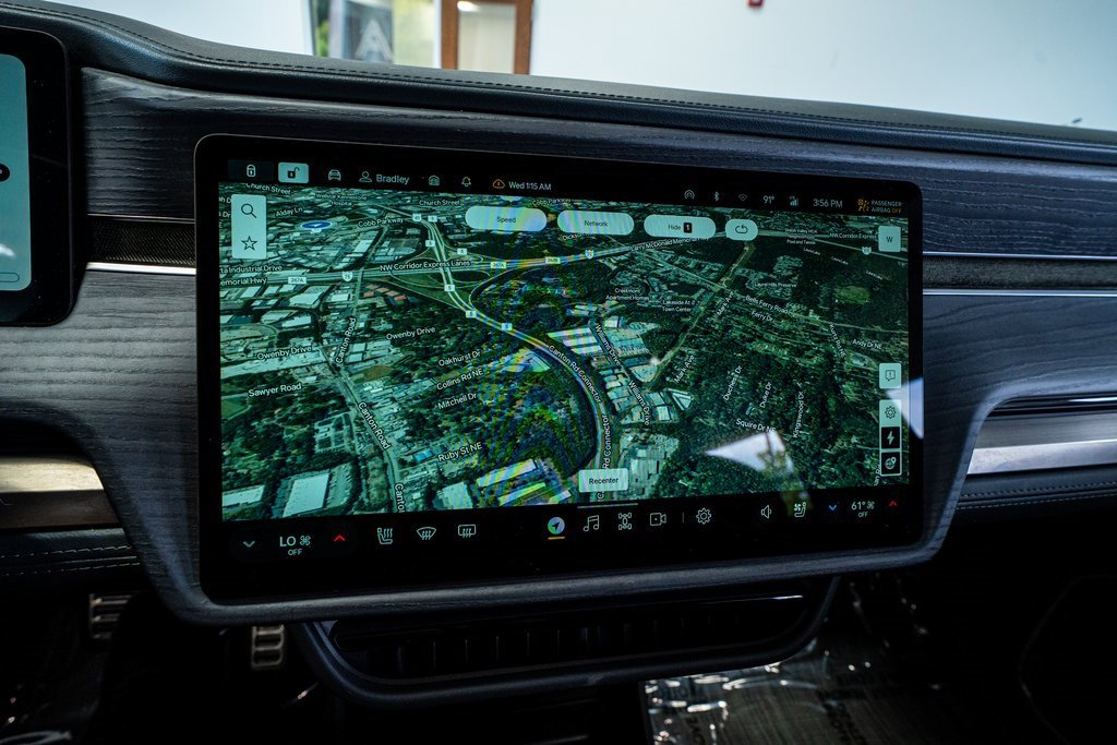 Used 2022 Rivian R1T Launch Edition image 48