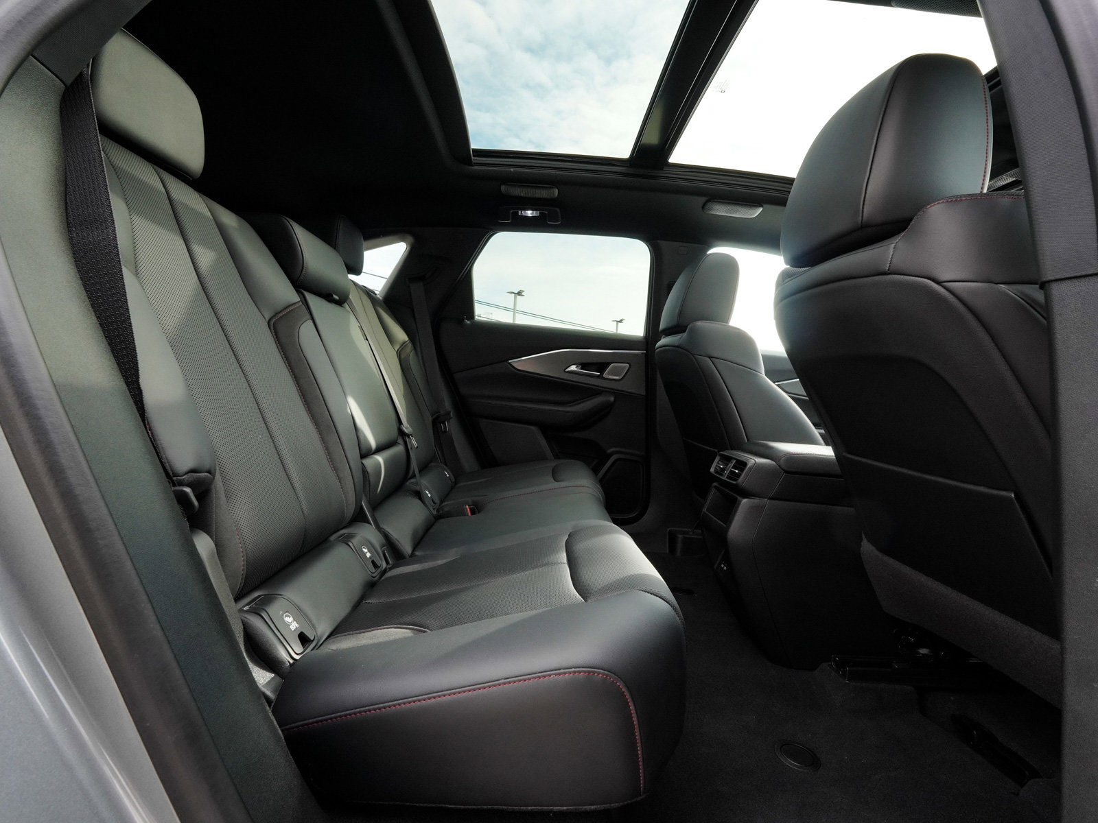 Used 2024 Acura ZDX A-Spec image 38