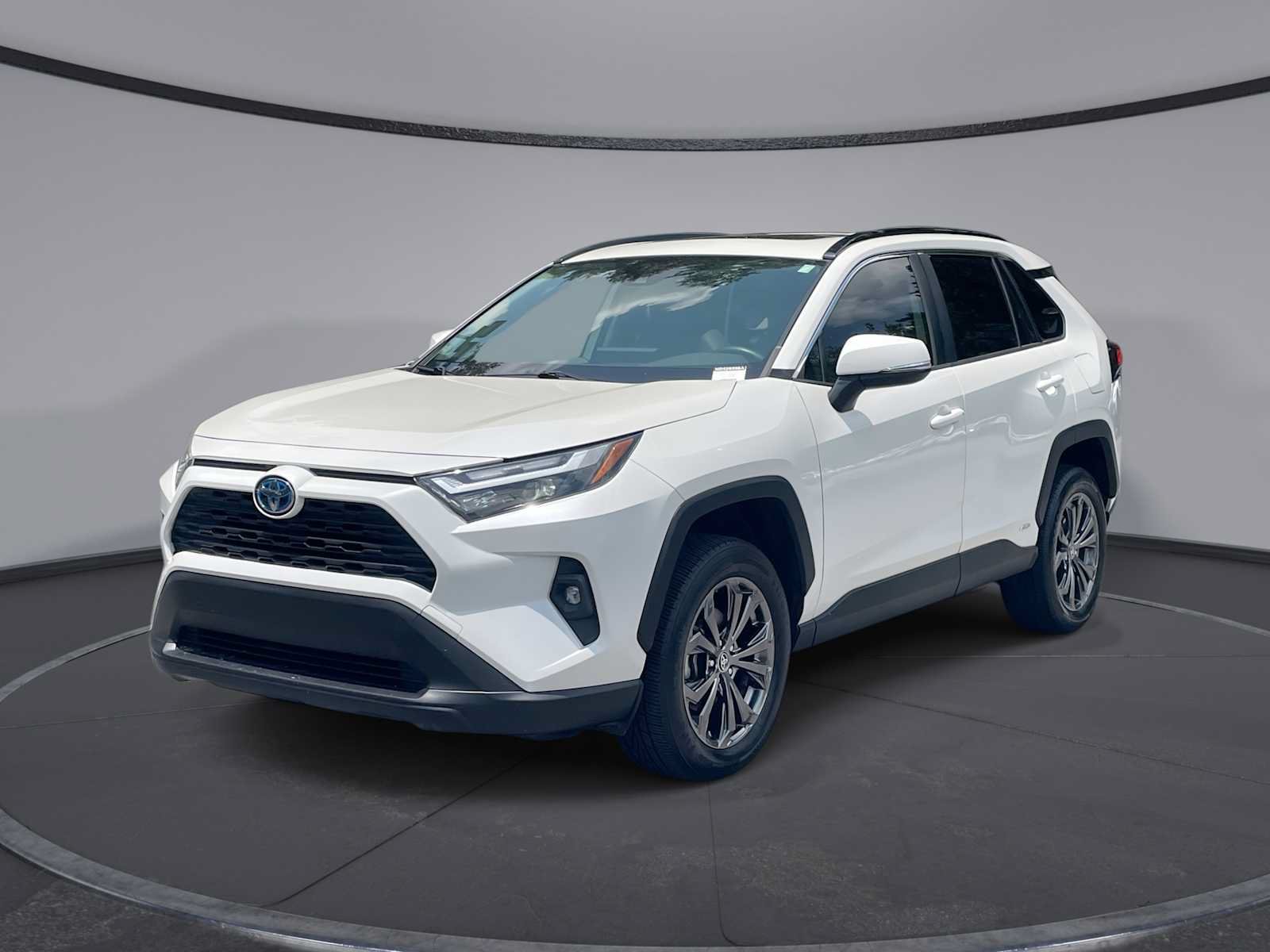 Used 2022 Toyota RAV4 XLE Premium AWD/4WD image 1