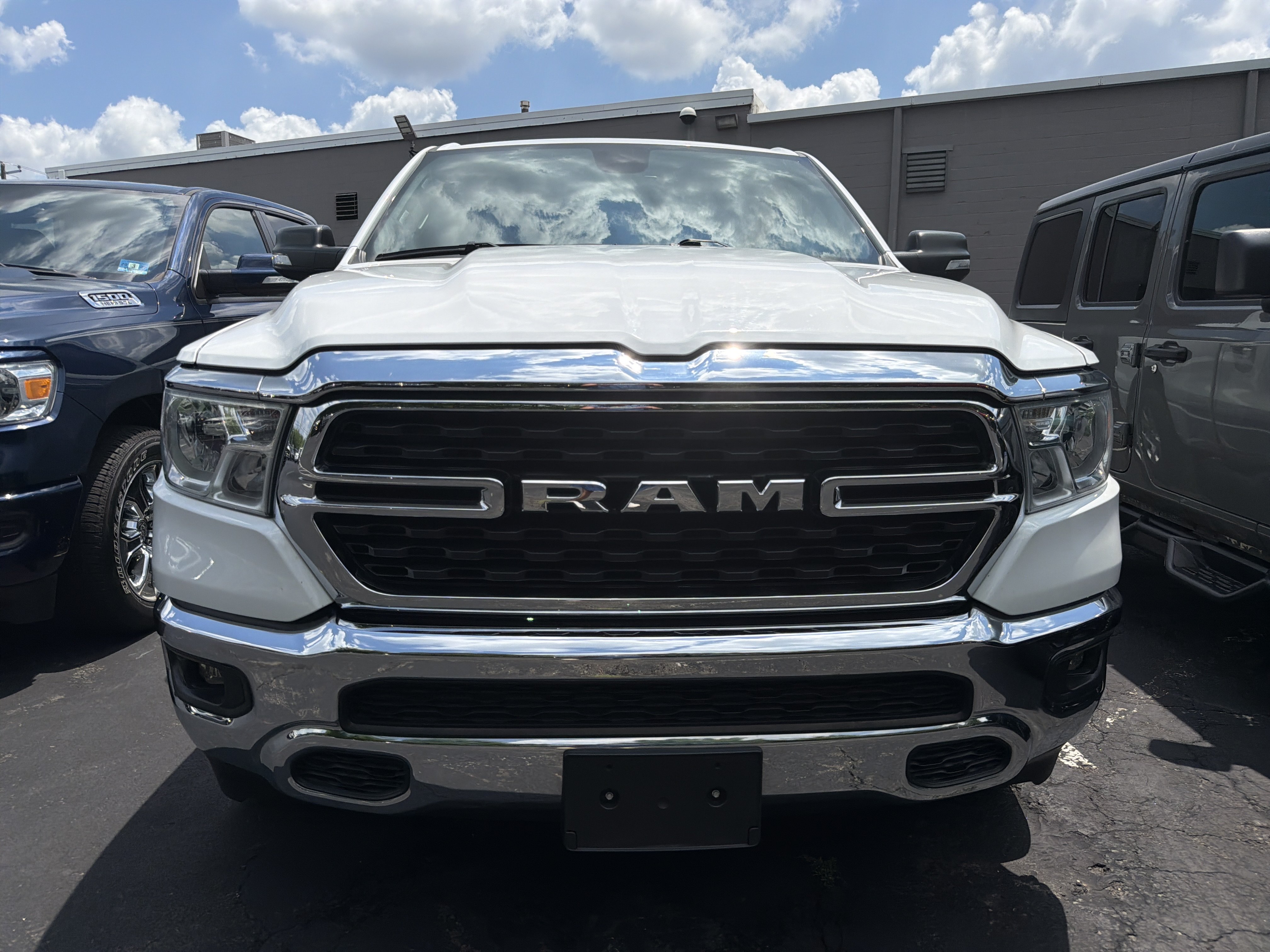 Certified 2022 RAM 1500 Big Horn AWD/4WD image 2